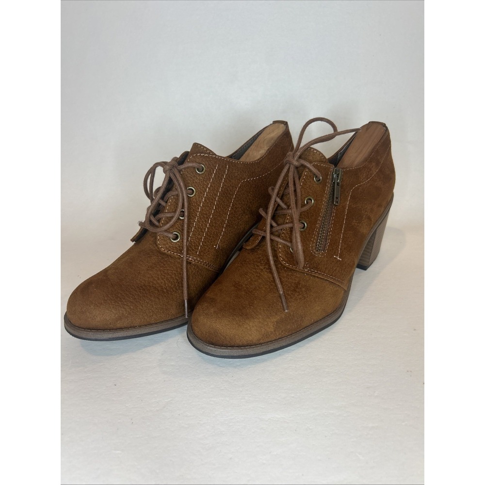 Women's White Mountain Brown Oxford Lace Up Bootie Size 9.5M
